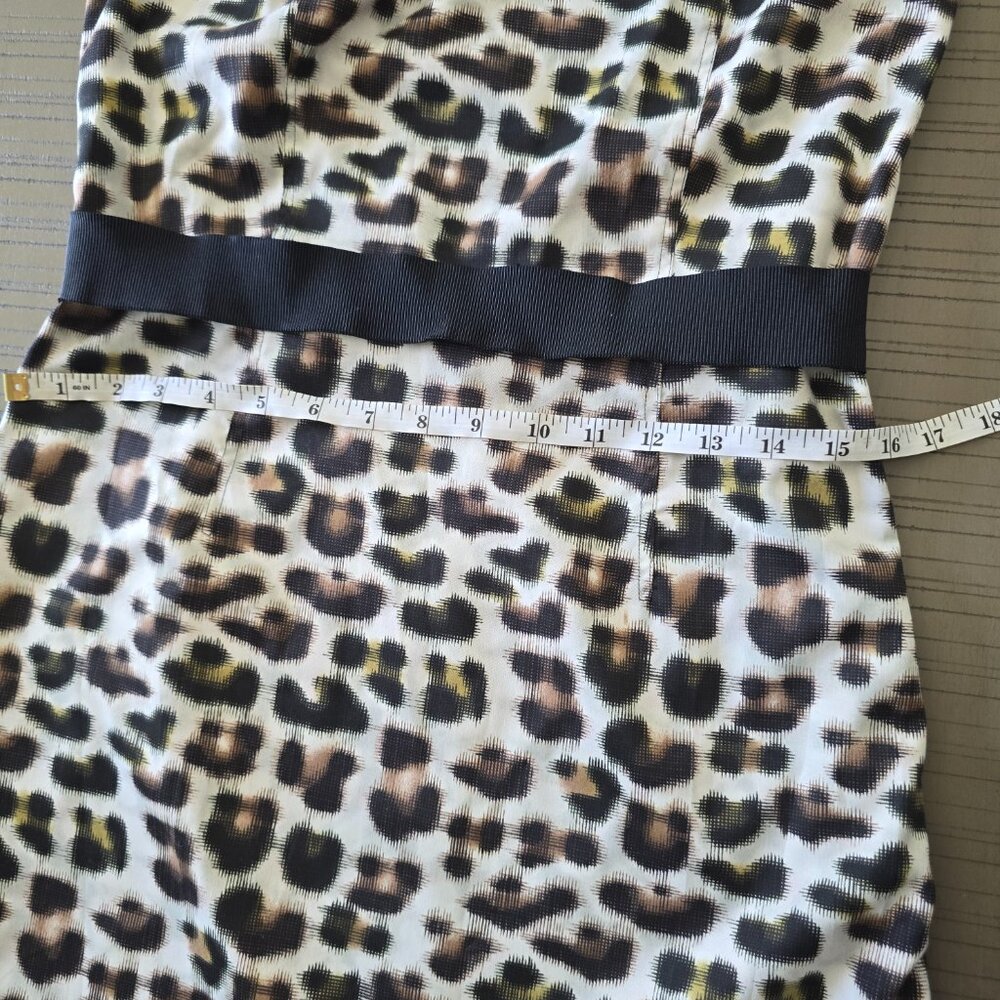 Chic Leopard Print Sleeveless dress - Size 6P - Picture 8 of 8